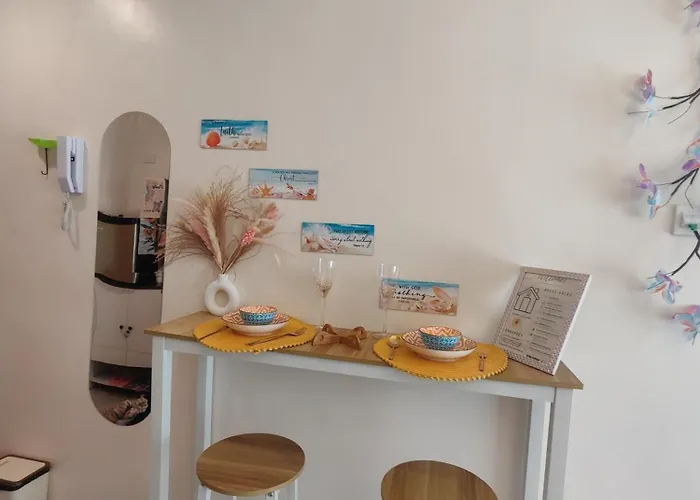 アパートホテル The Fyangz Luxe Staycation Near Anjo World セブ市